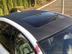 Siyah Karbon Kaplama Folyosu