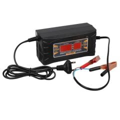12 Volt Max 6 Amper Akilli Hizli Di̇ji̇tal Göstergeli̇ Akü Şarj Ci̇hazi 150x75x60mm