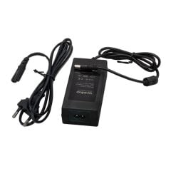 12 Volt - 5 Amper 5.5*2.5 Uçlu Yerli̇ Üreti̇m Plasti̇k Kasa Masaüstü Adaptör